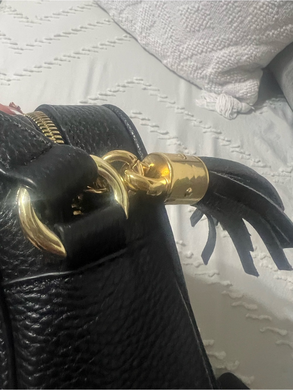 Gucci Black Pebbled Leather Interlocking G Crossbody Bag - Picture 2 of 7